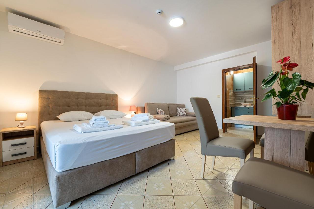 Studio Apartments Marea 2 Budva Room photo