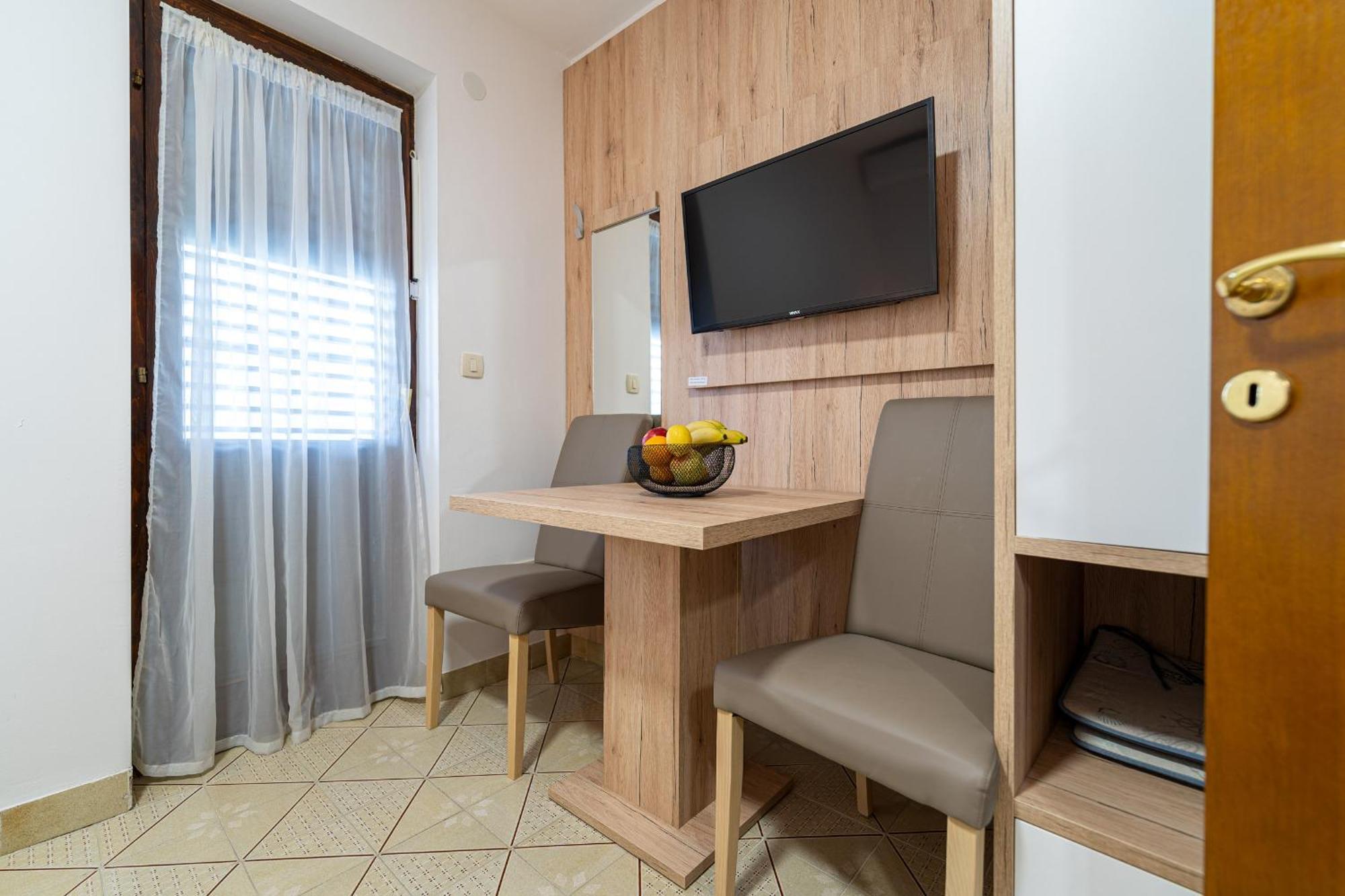 Studio Apartments Marea 2 Budva Room photo